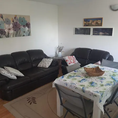 Apartman * 苏提万